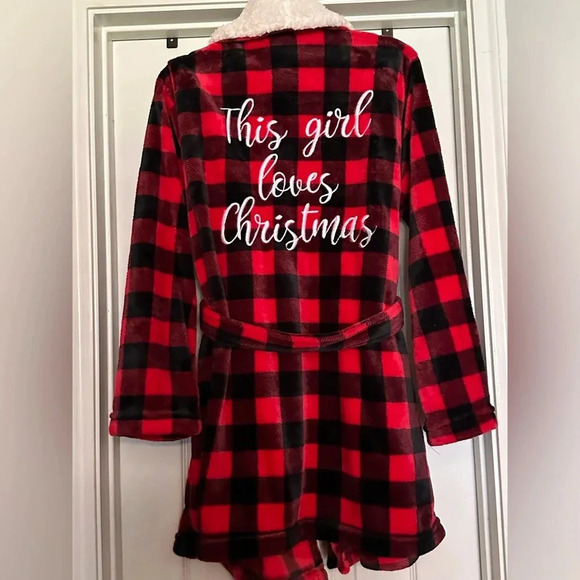 Santa’s Treasures Black & Red Christmas Belted Robe Size Medium - Has Pockets - Picture 2 of 2